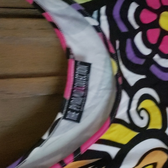 Pyramid Collection tunic size L - Picture 4 of 4